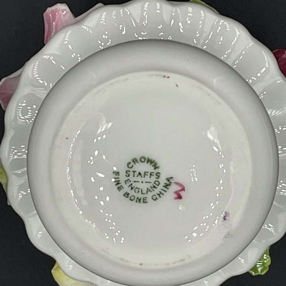 Vintage Crown Staffs England Fine Bone China Rose Bouquet - Picture 8 of 8